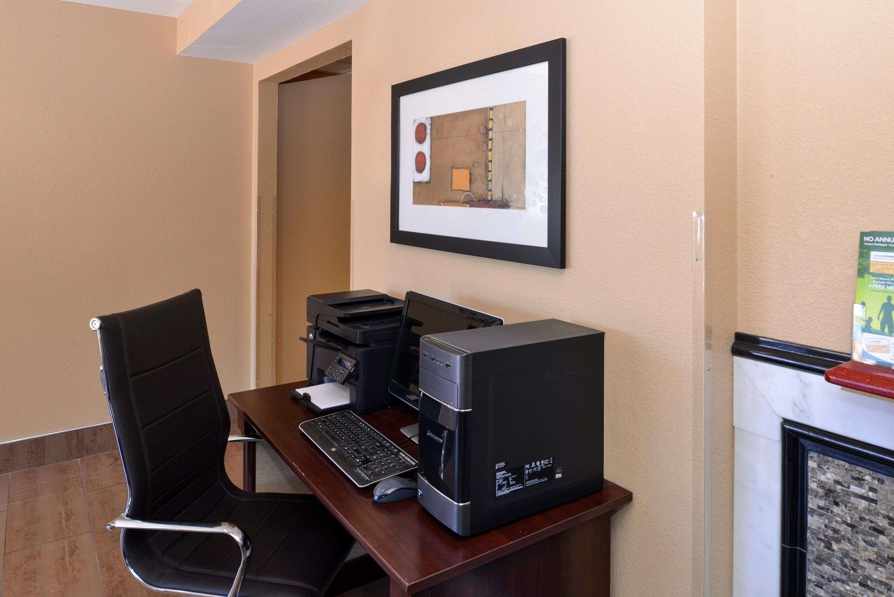 Business center with high-speed Internet access | Quality Inn