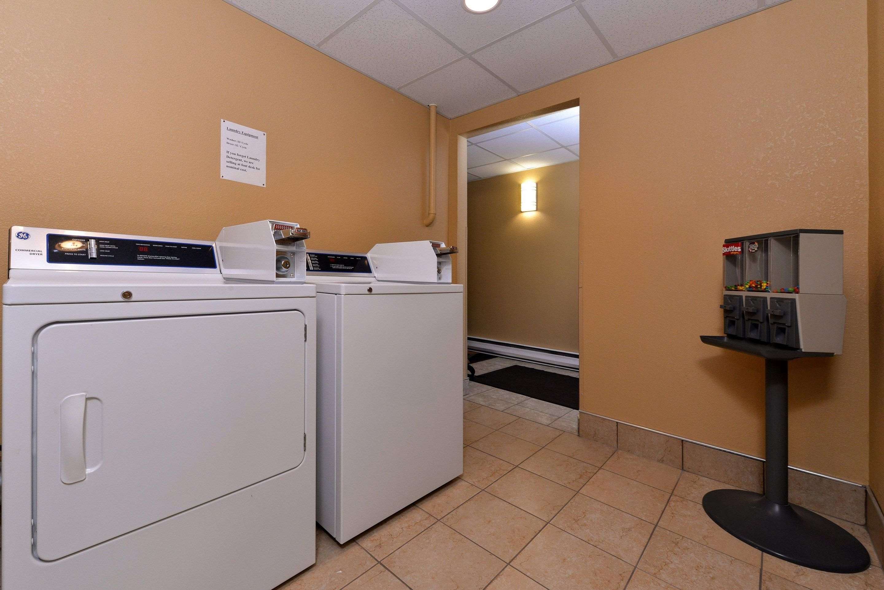 Guest laundry facilities | Quality Inn