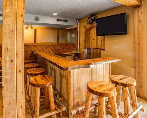 Bar - Quality Inn Ashland