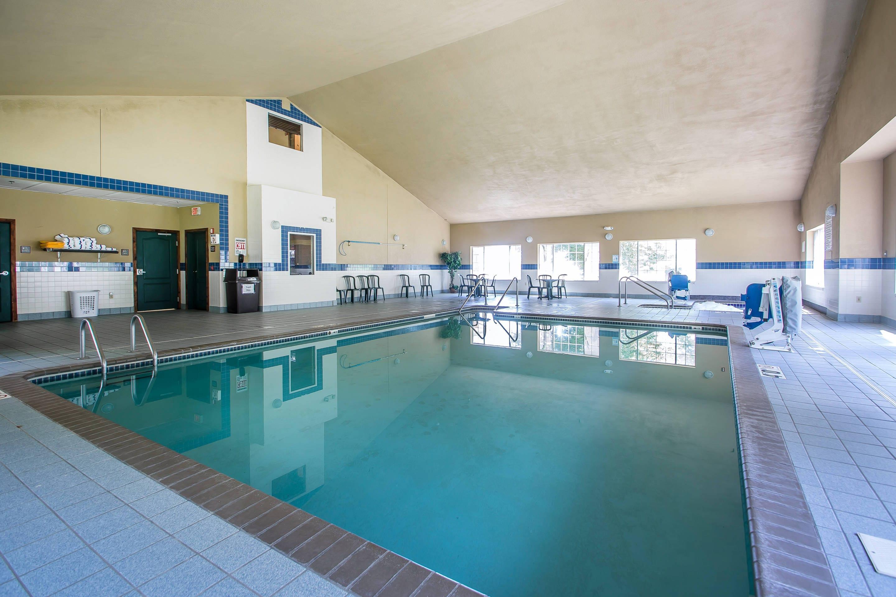 Indoor pool with hot tub
