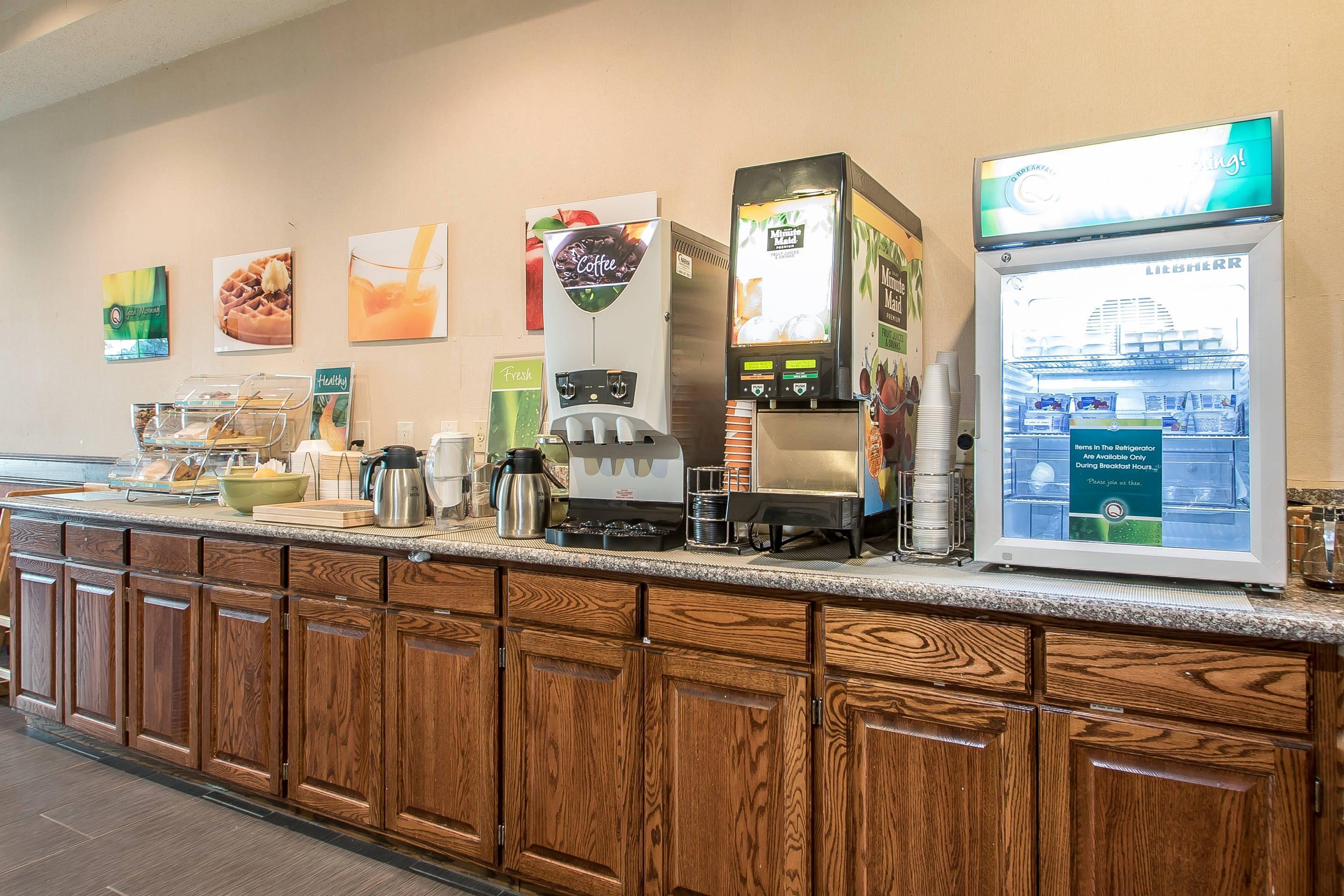 Breakfast counter