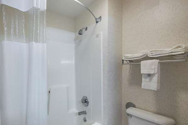  - Quality Inn Belmont
