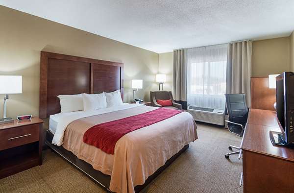  - Comfort Inn Barboursville - I-64, Exit 20 & 20B