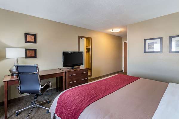  - Comfort Inn Barboursville - I-64, Exit 20 & 20B