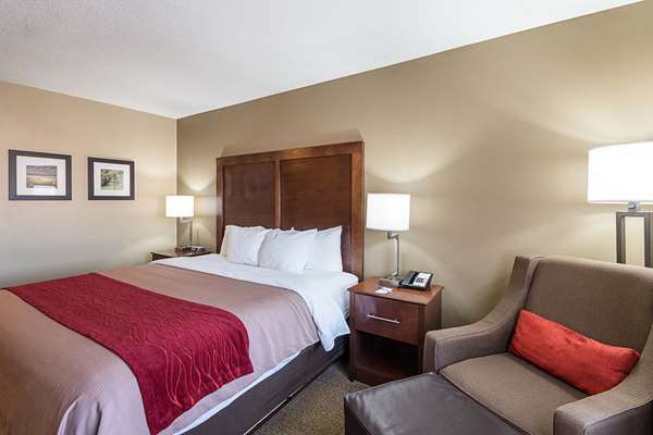  - Comfort Inn Barboursville - I-64, Exit 20 & 20B