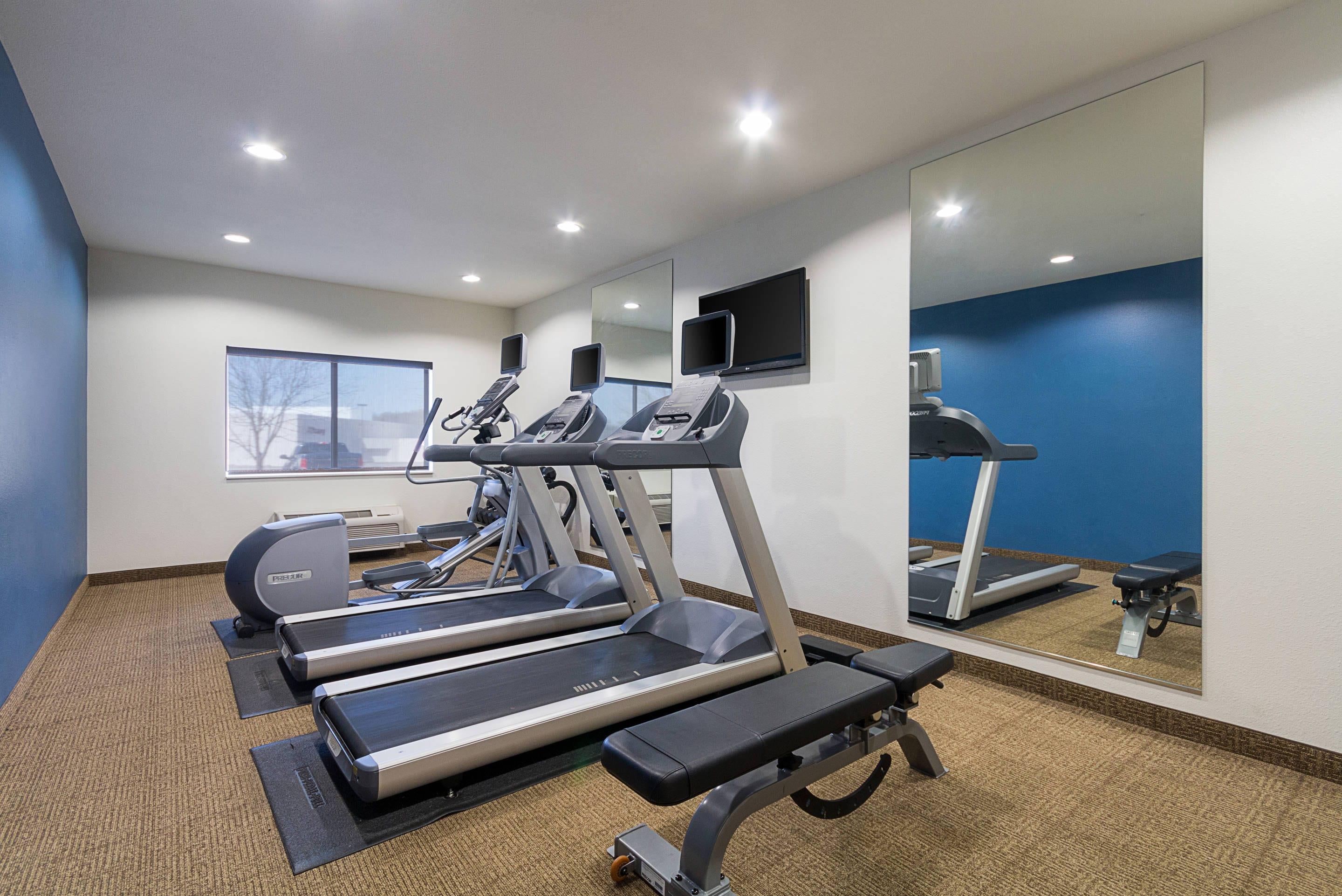 Fitness center | Comfort Inn Barboursville near Huntington Mall area