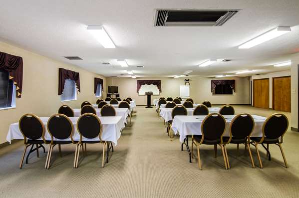  - Quality Inn Summersville