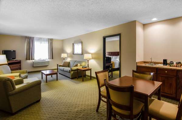 Suite - Quality Inn Summersville