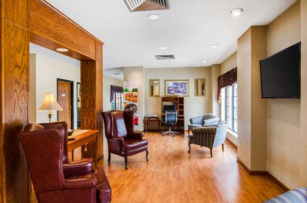  - Quality Inn Summersville