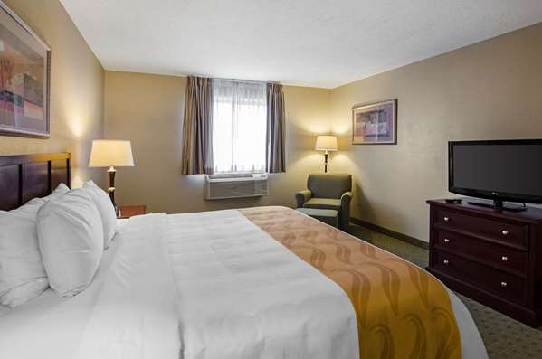 - Quality Inn Summersville