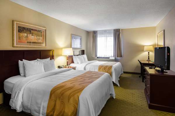  - Quality Inn Summersville