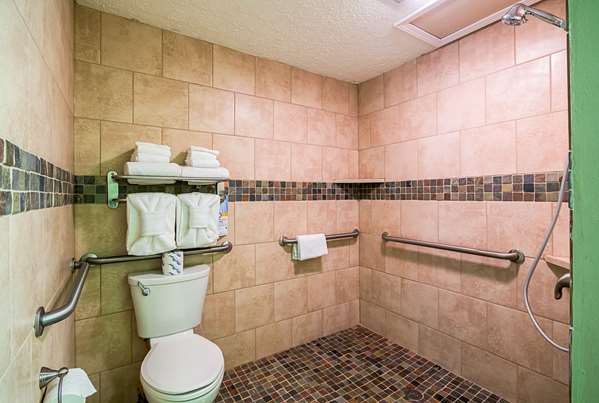  - Quality Inn Weston