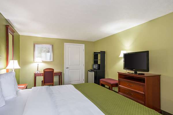  - Quality Inn Weston