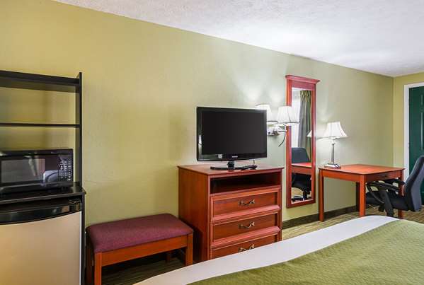  - Quality Inn Weston