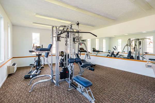 Fitness/ Exercise Room - Quality Inn Weston