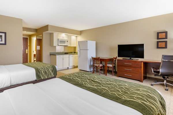 Suite - Comfort Inn Martinsburg - I-81, Exit 16