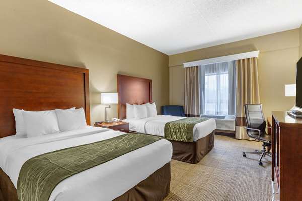  - Comfort Inn Martinsburg - I-81, Exit 16