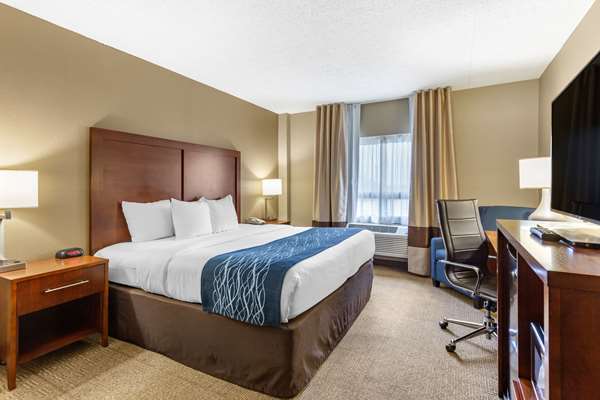  - Comfort Inn Martinsburg - I-81, Exit 16