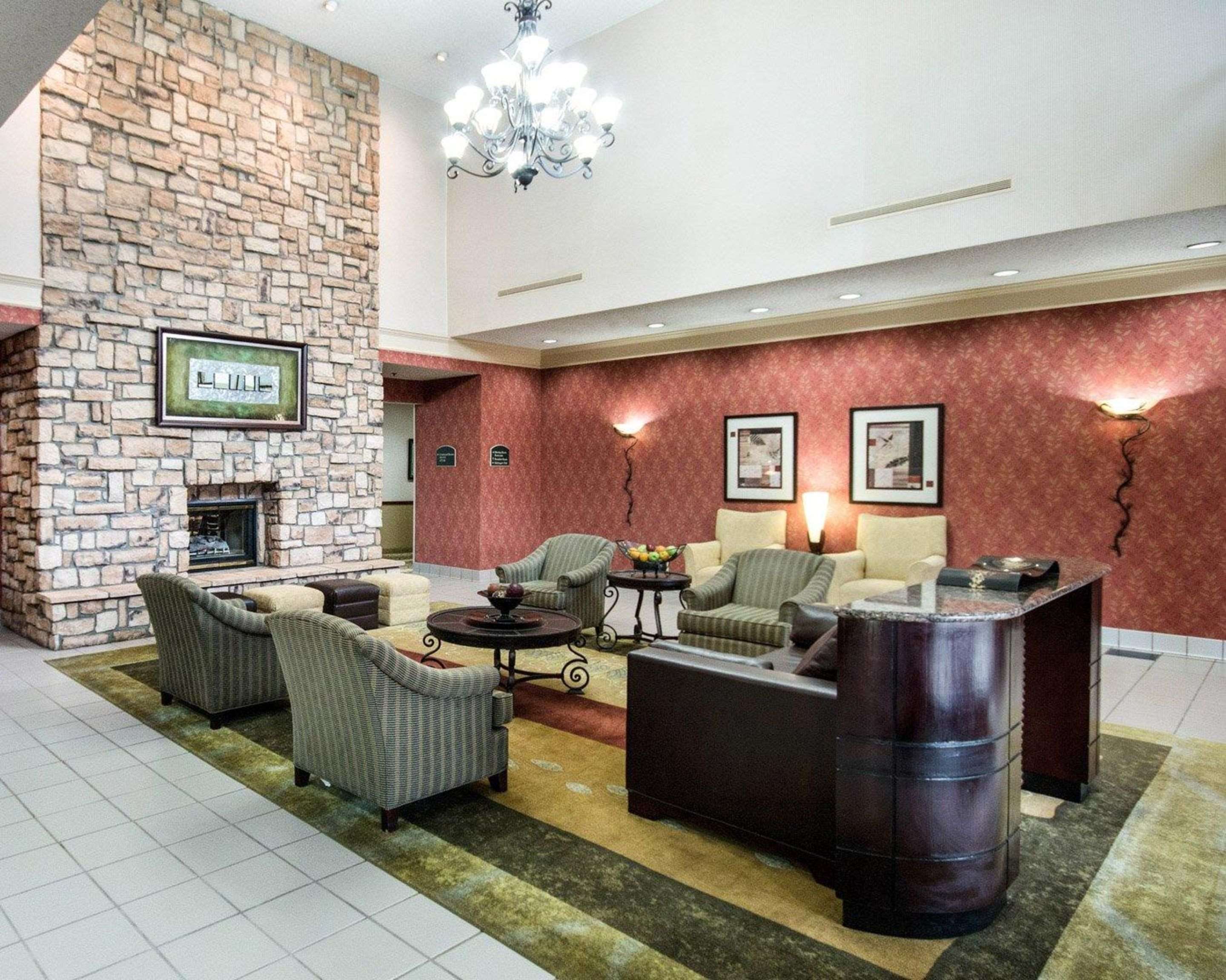 Spacious lobby with sitting area | Comfort Suites Parkersburg South