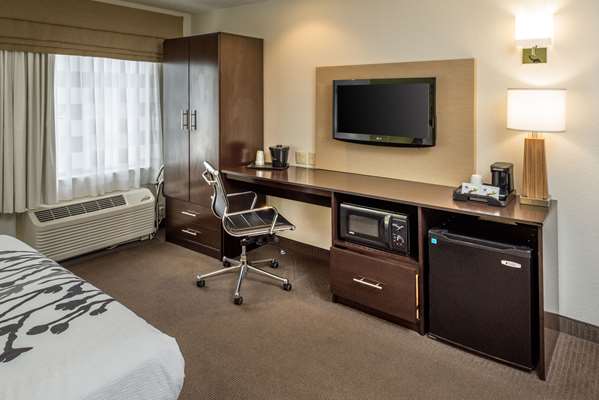  - Sleep Inn & Suites Cross Lanes - I-64, Exit 47A