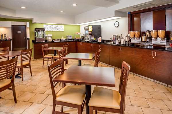 Amenities - Sleep Inn & Suites Cross Lanes - I-64, Exit 47A