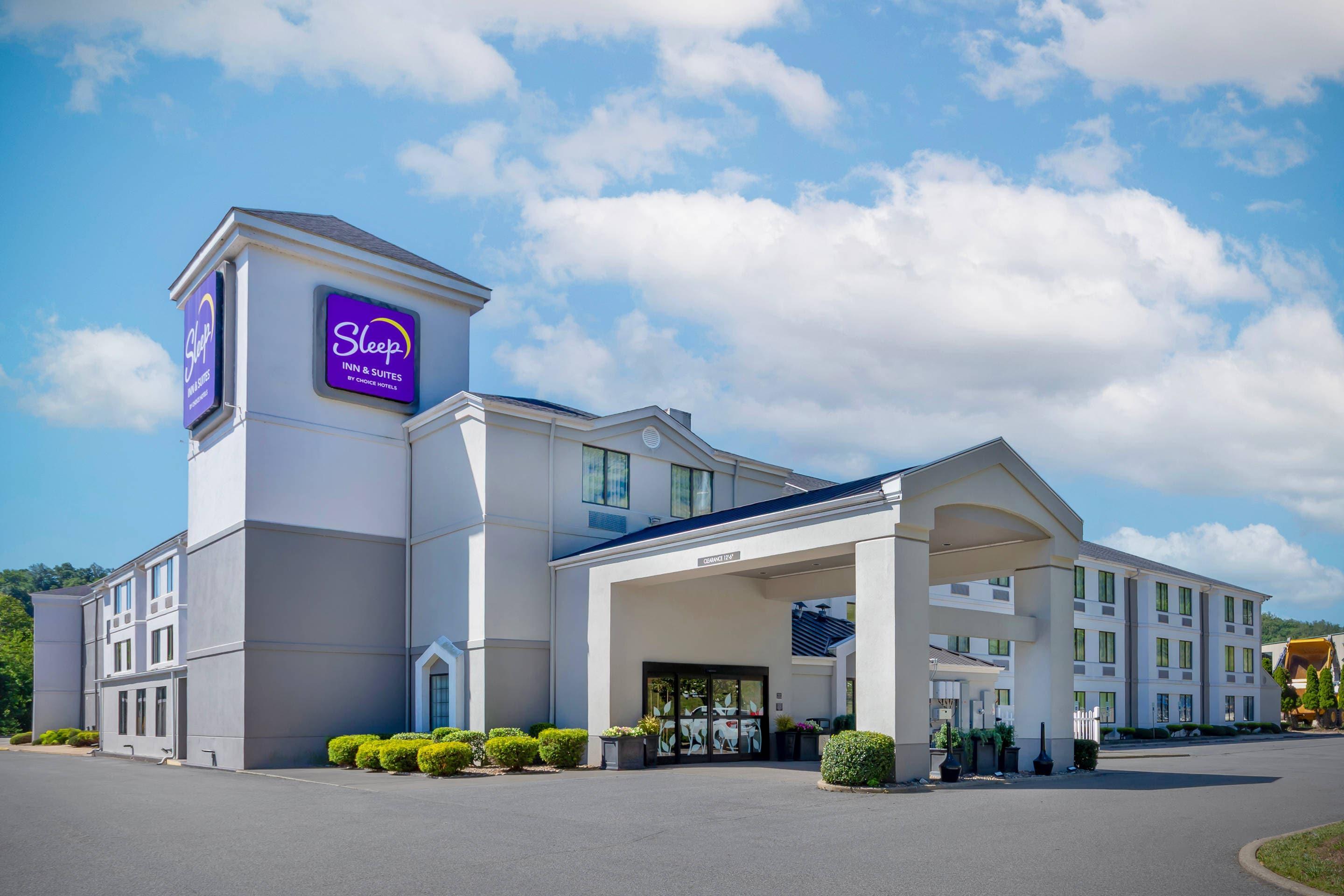 Hotel exterior | Sleep Inn & Suites Cross Lanes - South Charleston