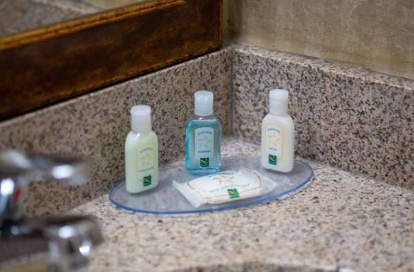 Suite - Quality Inn Beckley - I-64 & I-77, Exit 44