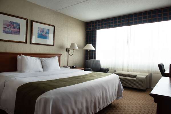  - Quality Inn Beckley - I-64 & I-77, Exit 44