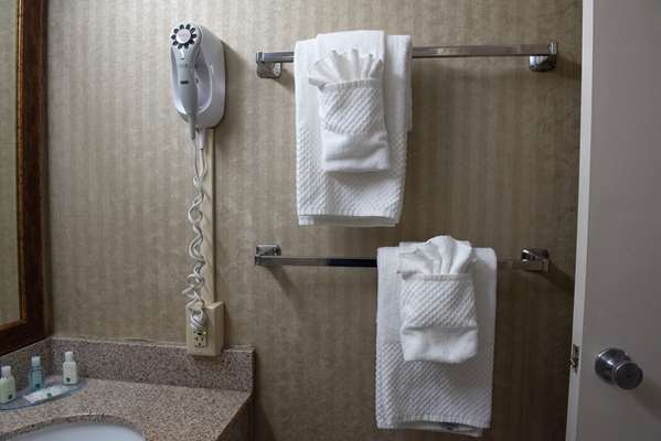 Suite - Quality Inn Beckley - I-64 & I-77, Exit 44