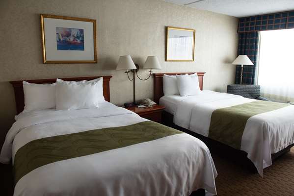  - Quality Inn Beckley - I-64 & I-77, Exit 44