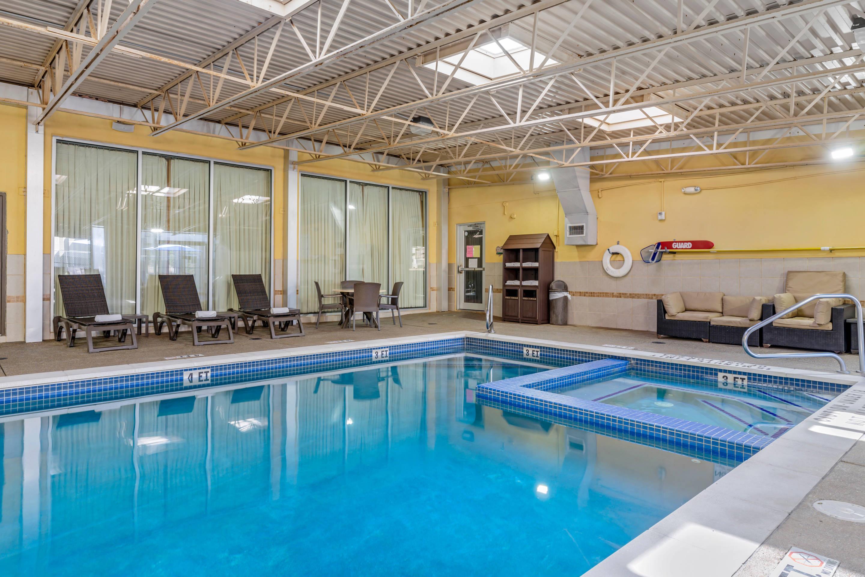 Indoor pool | Comfort Inn & Suites