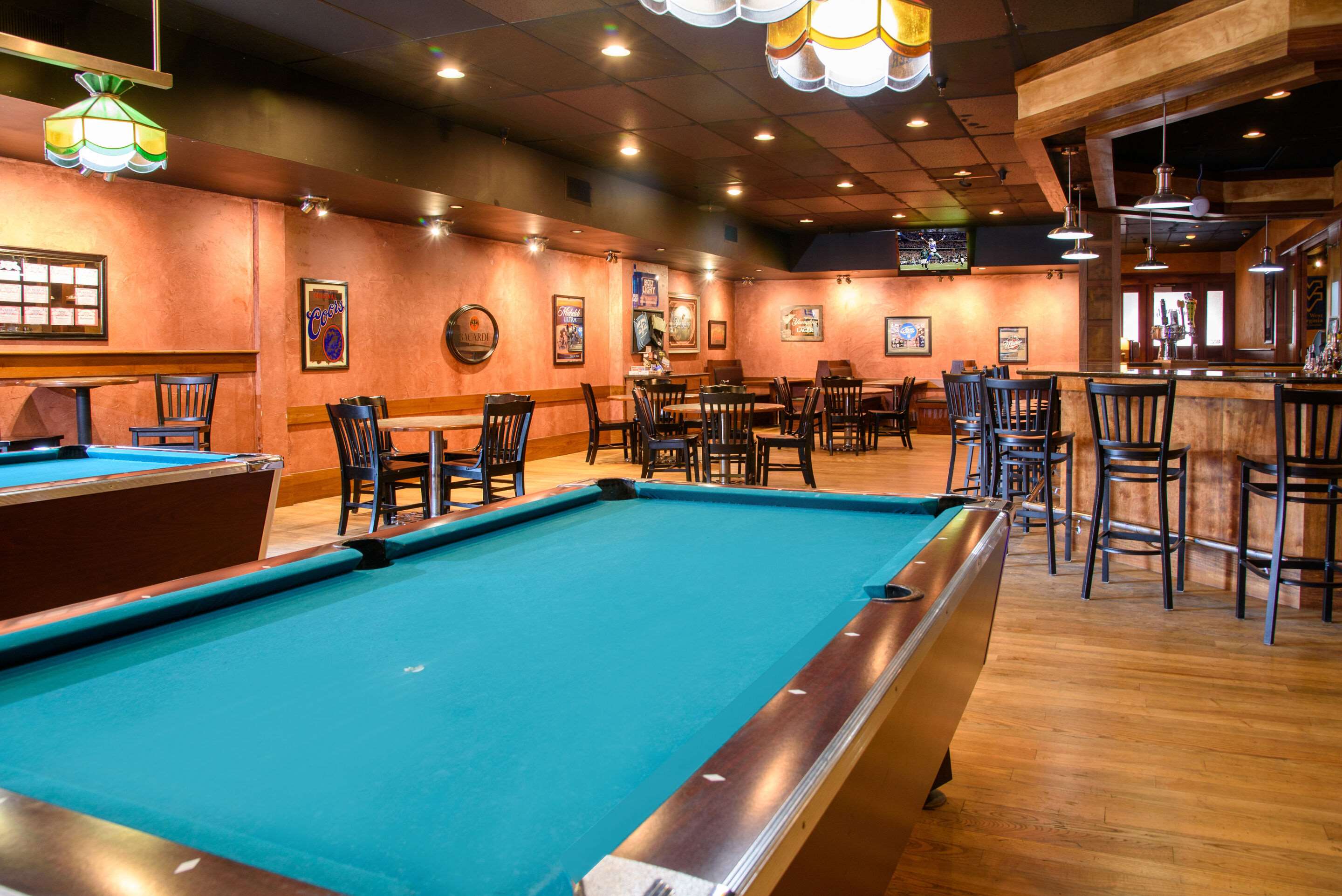 Hotel bar | Quality Inn