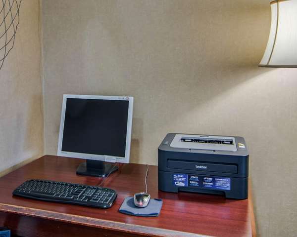 Conference Area - Quality Hotel & Conference Center Bluefield