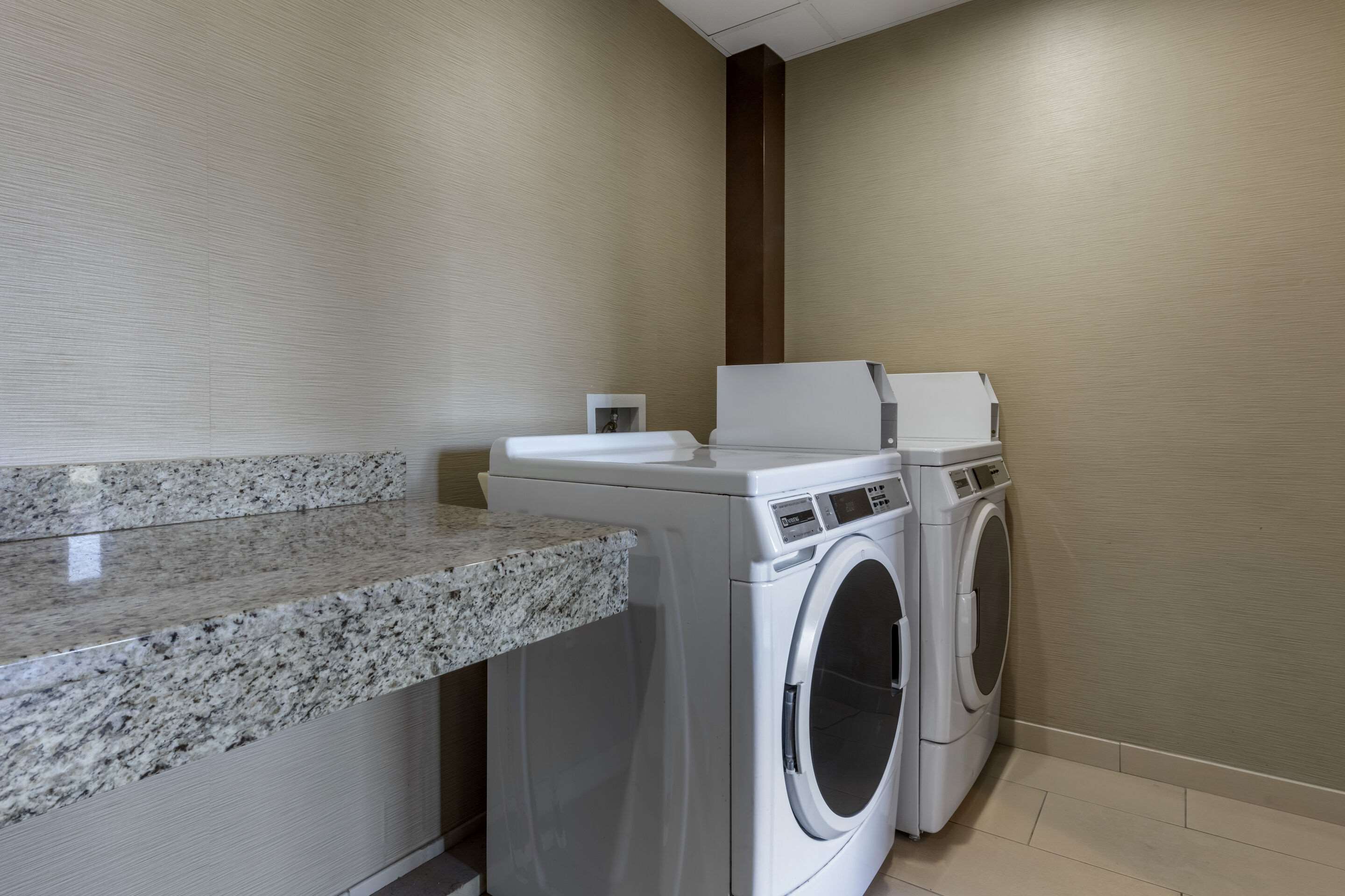 Guest laundry facilities | Comfort Suites Bridgeport - Clarksburg