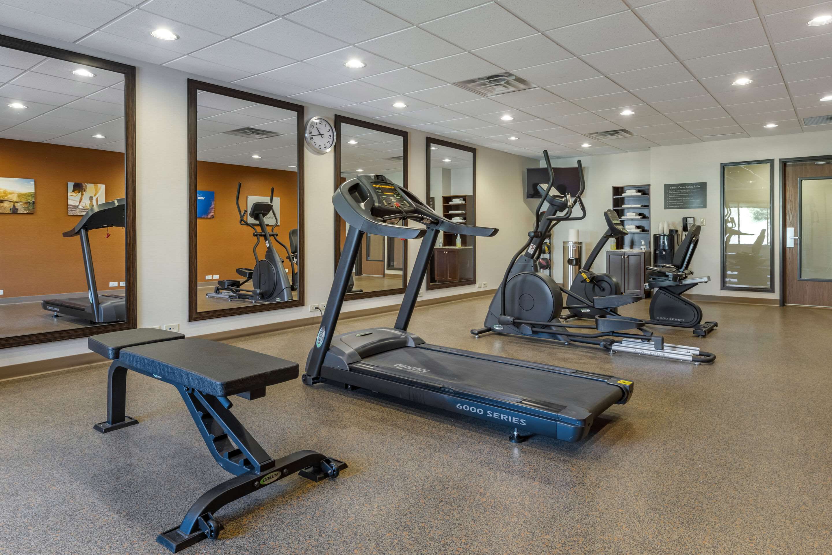 Fitness center | Comfort Suites Bridgeport - Clarksburg