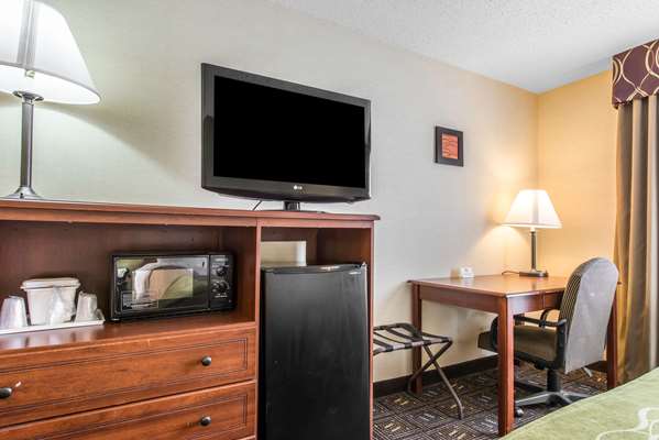  - Comfort Inn Weirton