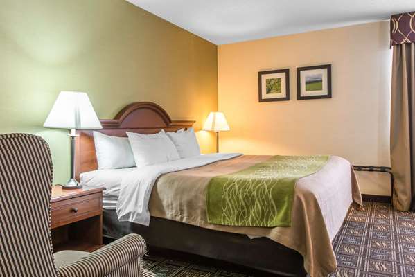 Suite - Comfort Inn Weirton