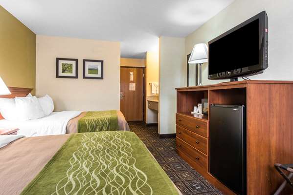  - Comfort Inn Weirton