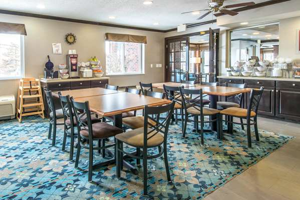 Amenities - Comfort Inn Weirton