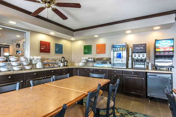 Amenities - Comfort Inn Weirton