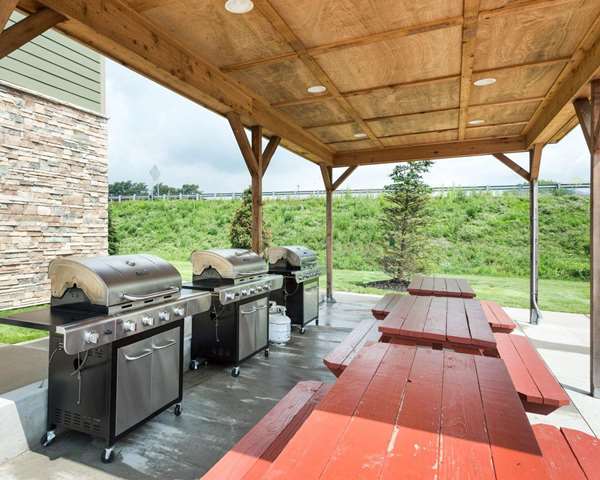  - Suburban Extended Stay Hotel Triadelphia - I-70, Exit 10