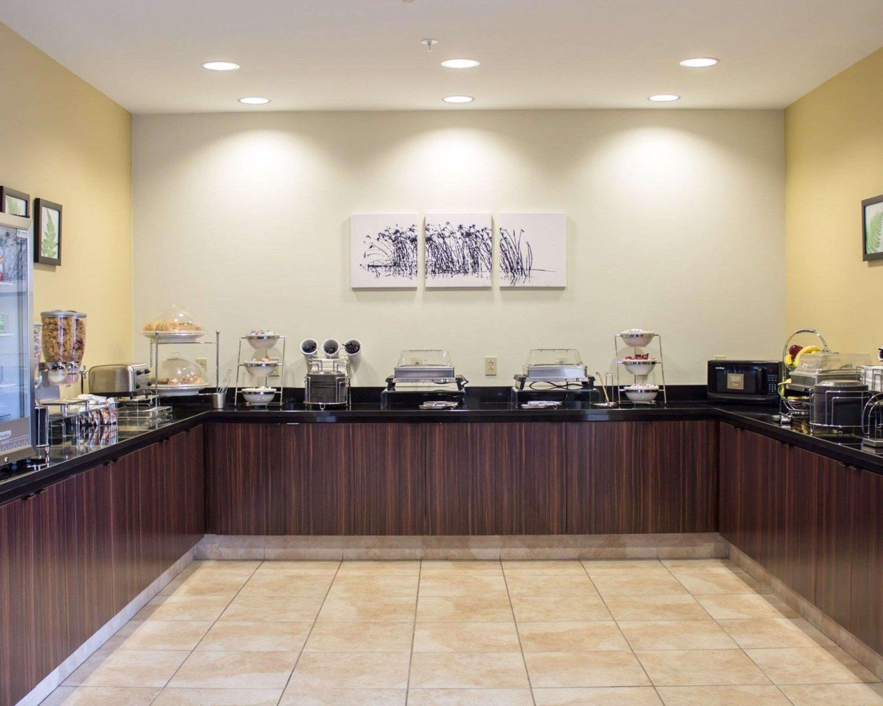 Breakfast counter