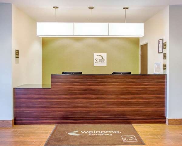  - Sleep Inn & Suites Parkersburg - I-77, Exit 179