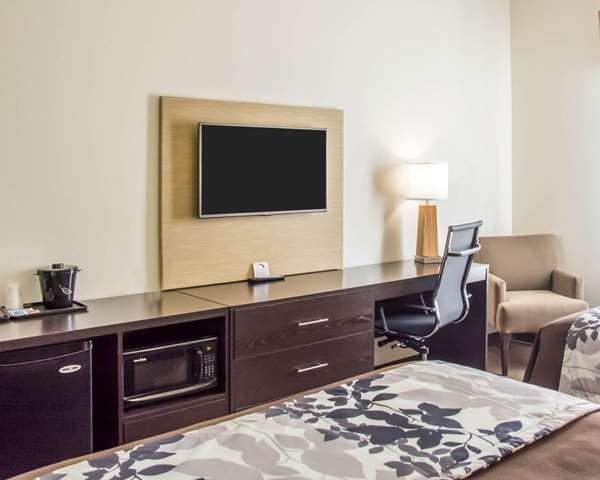  - Sleep Inn & Suites Parkersburg - I-77, Exit 179