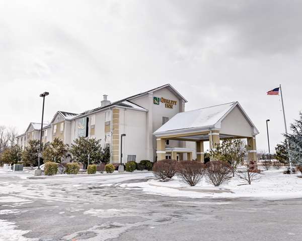 Exterior view - Quality Inn & Suites Falling Waters - I-81, Exit 20