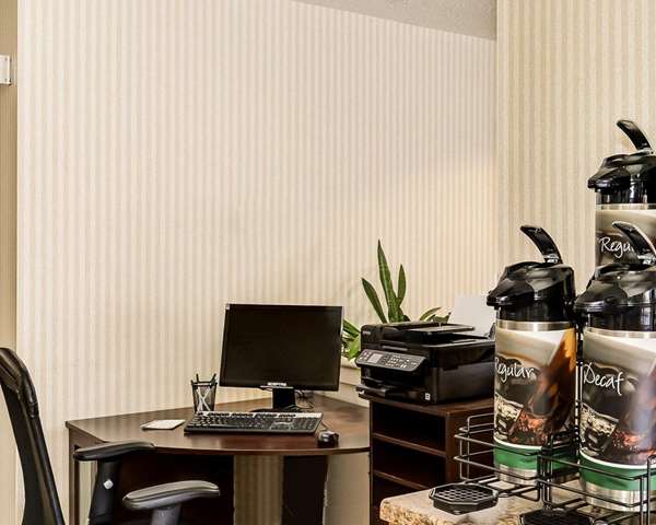 Conference Area - Quality Inn & Suites Falling Waters - I-81, Exit 20