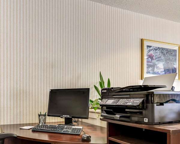 Conference Area - Quality Inn & Suites Falling Waters - I-81, Exit 20