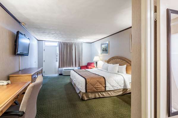  - Rodeway Inn Charles Town