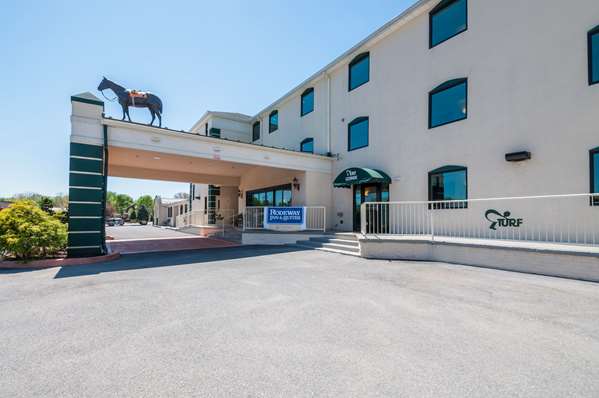 Exterior view - Rodeway Inn Charles Town