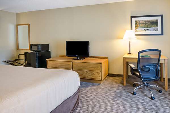  - Quality Inn Princeton - I-77, Exit 9